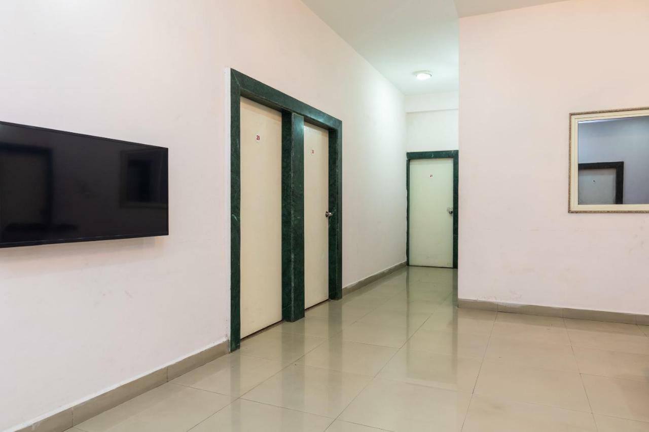 Отель Spot On 48618 Vasundhara Gardens Бхопал Экстерьер фото